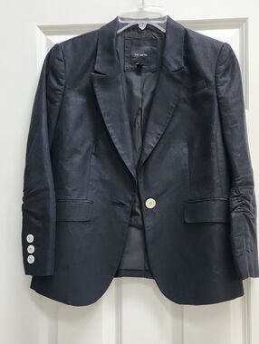 The Limited Dark Navy Single-Button Blazer with Button Cuffs